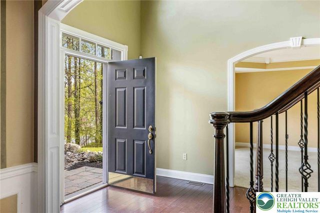 5572 Northwood Drive, Upper Saucon Twp, PA 18034