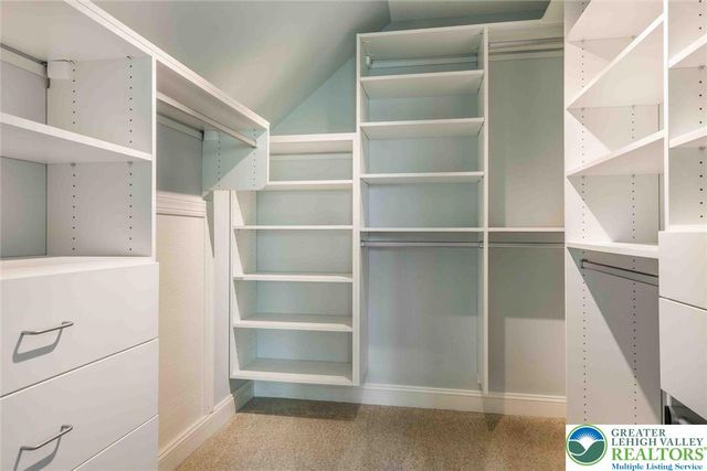 5572 Northwood Drive, Upper Saucon Twp, PA 18034