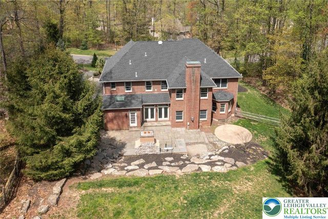 5572 Northwood Drive, Upper Saucon Twp, PA 18034