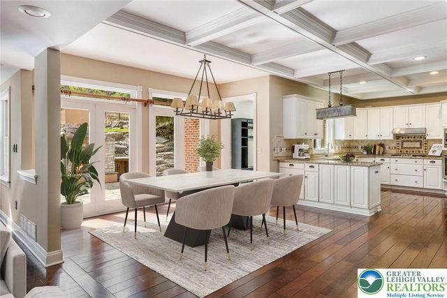 5572 Northwood Drive, Upper Saucon Twp, PA 18034