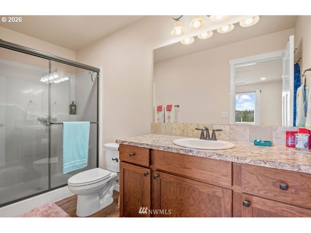 189 TROUT LAKES Rd, Castle Rock, WA 98611