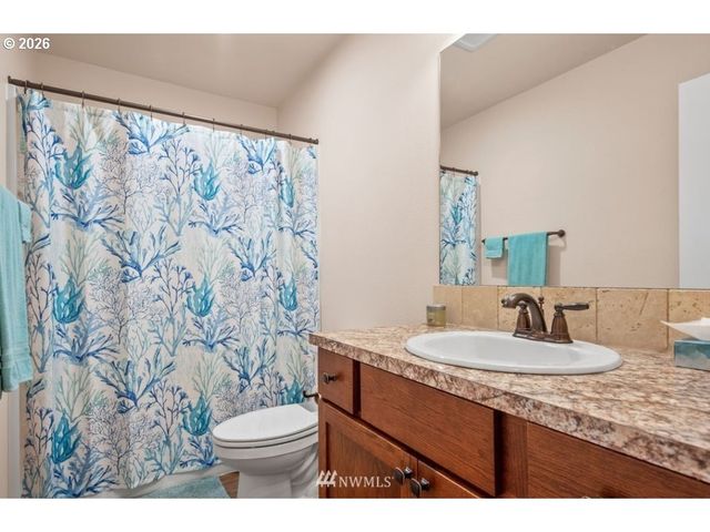 189 TROUT LAKES Rd, Castle Rock, WA 98611