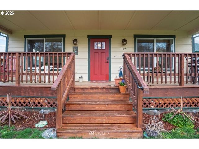 189 TROUT LAKES Rd, Castle Rock, WA 98611