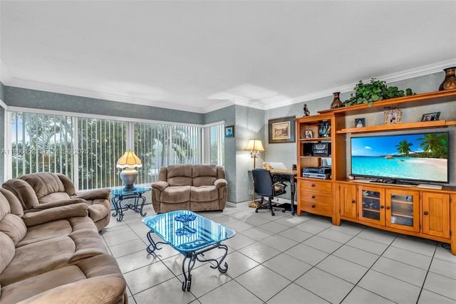 1965 S Ocean Blvd Apt 203, Lauderdale By The Sea, FL 33062