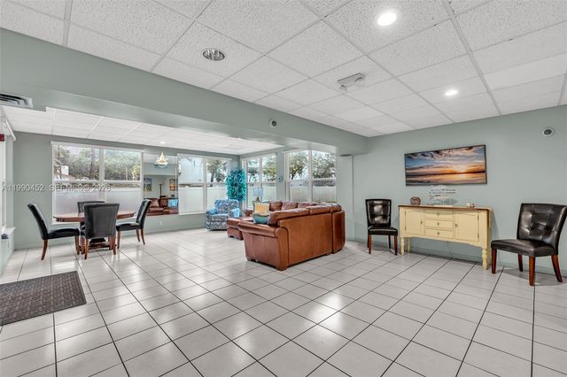 1965 S Ocean Blvd Apt 203, Lauderdale By The Sea, FL 33062