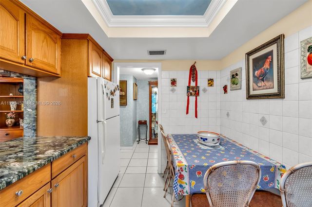 1965 S Ocean Blvd Apt 203, Lauderdale By The Sea, FL 33062