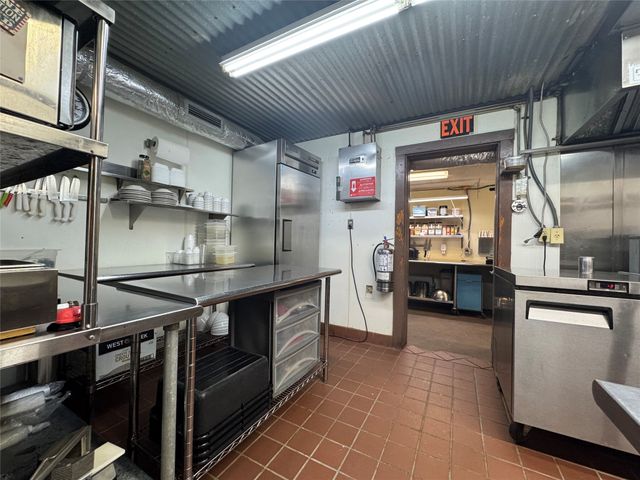 7115 Golinda Drive, Golinda, TX 76632