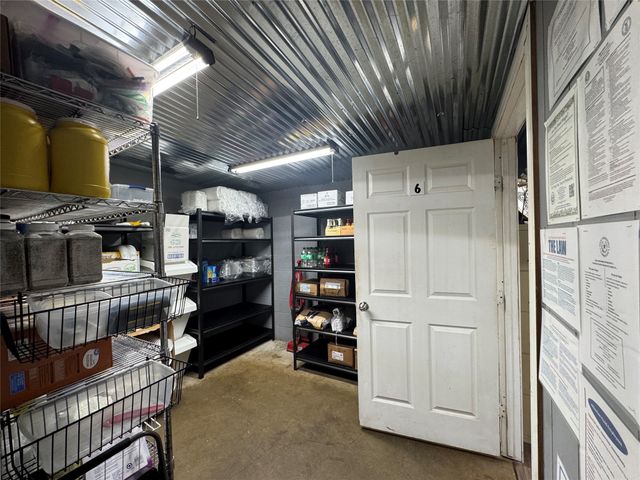 7115 Golinda Drive, Golinda, TX 76632