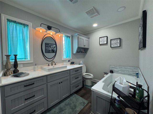 7115 Golinda Drive, Golinda, TX 76632