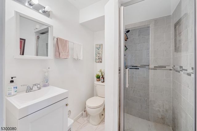 44 Hudson St, Newark City, NJ 07103