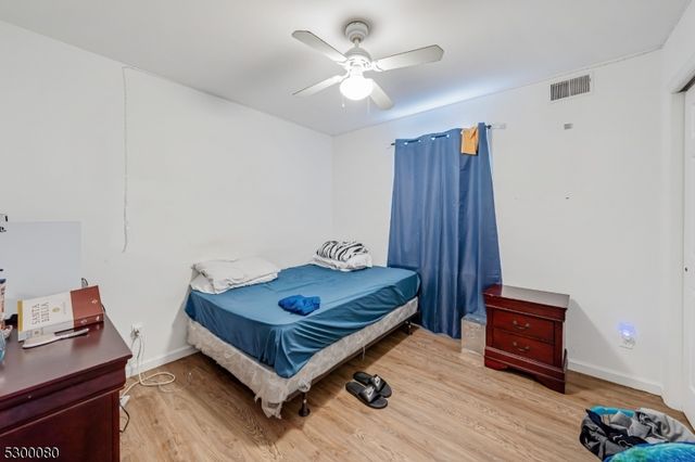 44 Hudson St, Newark City, NJ 07103