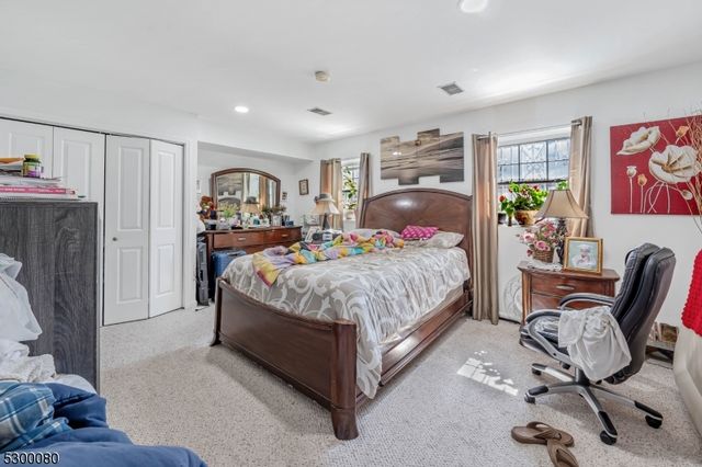 44 Hudson St, Newark City, NJ 07103