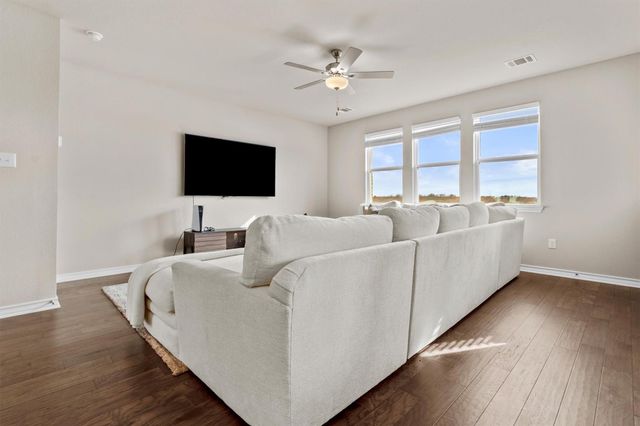 488 Pepperbark LOOP, Buda, TX 78610