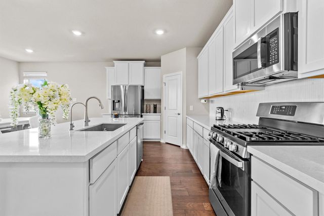 488 Pepperbark LOOP, Buda, TX 78610