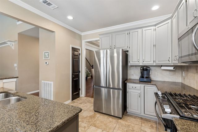 2416 Bonham Trail, Grapevine, TX 76051