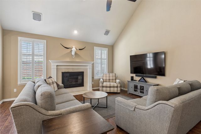 2416 Bonham Trail, Grapevine, TX 76051