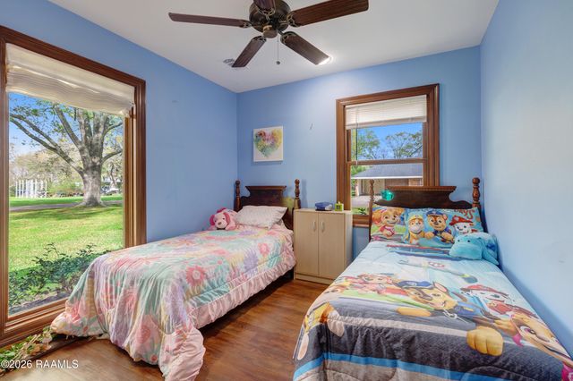 112 Heritage Drive, Youngsville, LA 70592