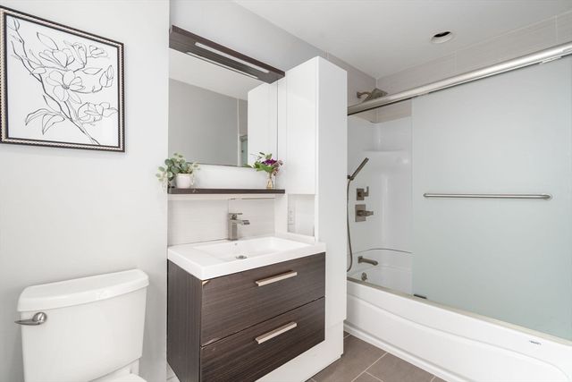 13 Pinecrest Road, Andover, MA 01810