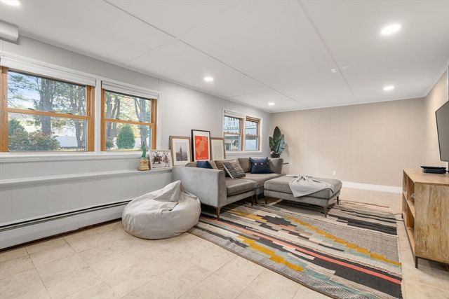 13 Pinecrest Road, Andover, MA 01810