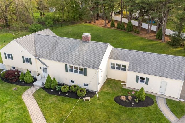 13 Pinecrest Road, Andover, MA 01810
