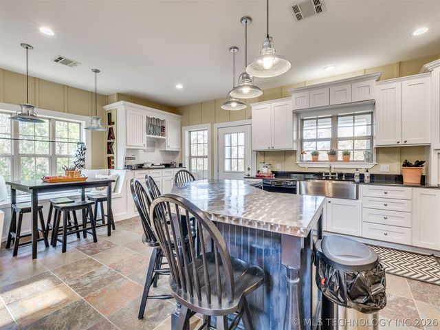 263 Eagles Nest Path, Stigler, OK 74462