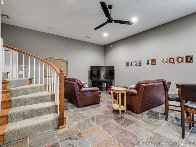 263 Eagles Nest Path, Stigler, OK 74462