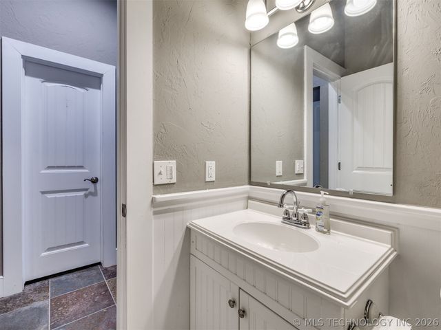 263 Eagles Nest Path, Stigler, OK 74462