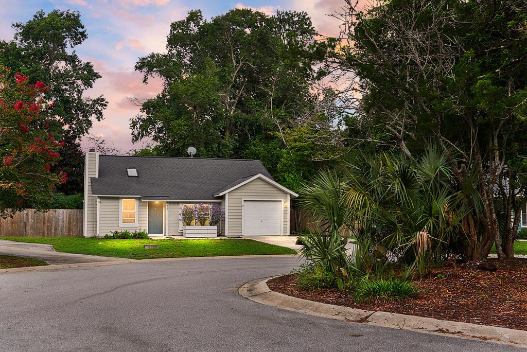 1295 Lake Mallard Boulevard, Mount Pleasant, SC 29464