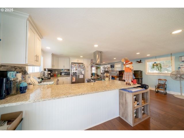 7953 BAKER Ln Se, Aumsville, OR 97325
