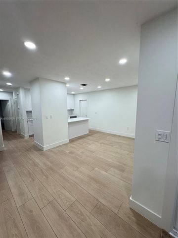 828 El Rado St, Coral Gables, FL 33134