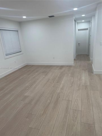 828 El Rado St, Coral Gables, FL 33134