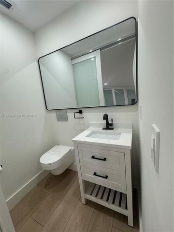 828 El Rado St, Coral Gables, FL 33134