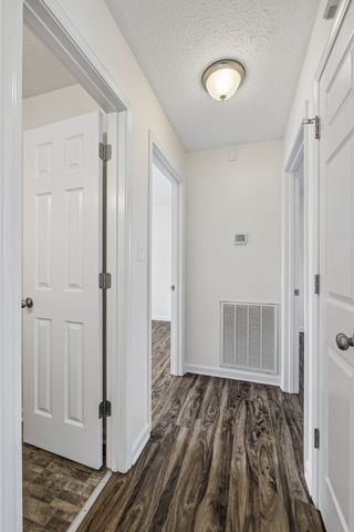 952 Granny White Rd, Clarksville, TN 37040