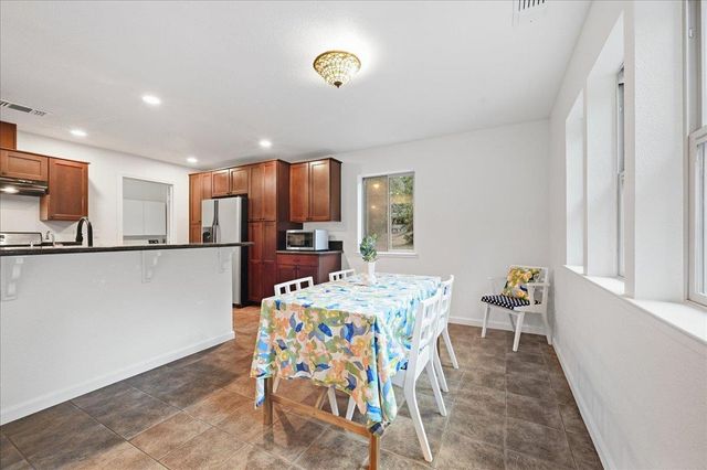 11560 Lacoste Ln, Nevada City, CA 95959