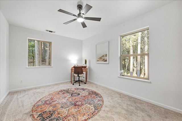 11560 Lacoste Ln, Nevada City, CA 95959