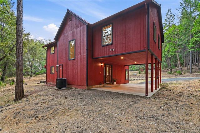 11560 Lacoste Ln, Nevada City, CA 95959