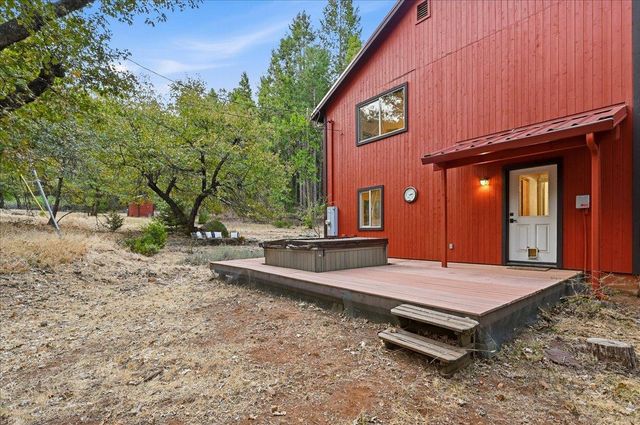 11560 Lacoste Ln, Nevada City, CA 95959