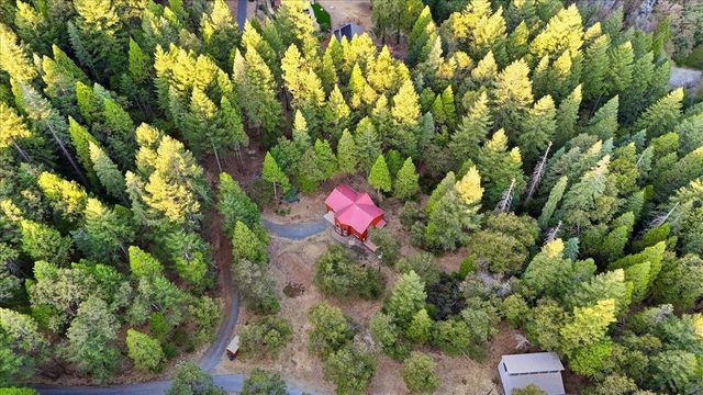 11560 Lacoste Ln, Nevada City, CA 95959