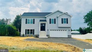 2827 WILLOW ST, Coplay, PA 18037