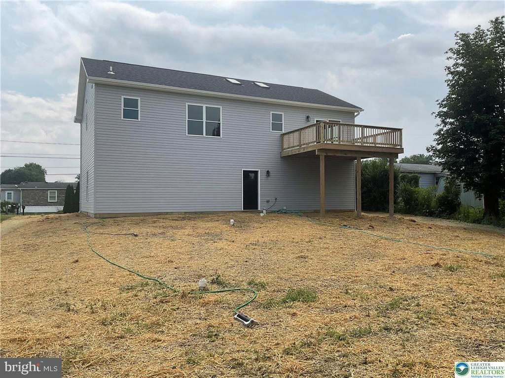 2827 WILLOW ST, Coplay, PA 18037