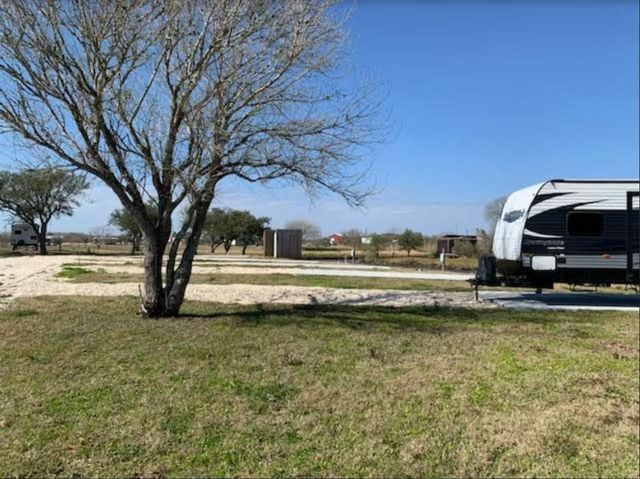 3519 Bastrop, Angleton, TX 77515