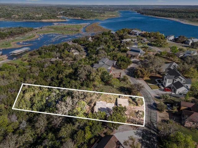 325 Kendall RD, Spicewood, TX 78669