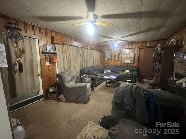 3018 Campground Road, Granite Falls, NC 28630