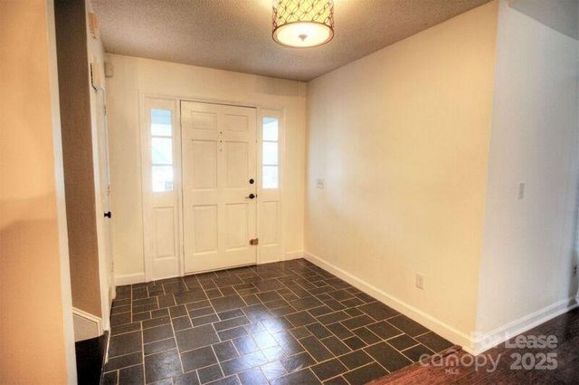 5733 Connor Boulevard, Charlotte, NC 28226