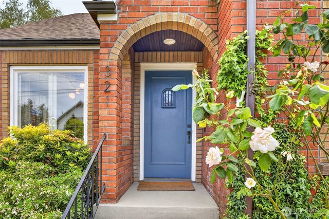 321 NW 78th Street, Seattle, WA 98117