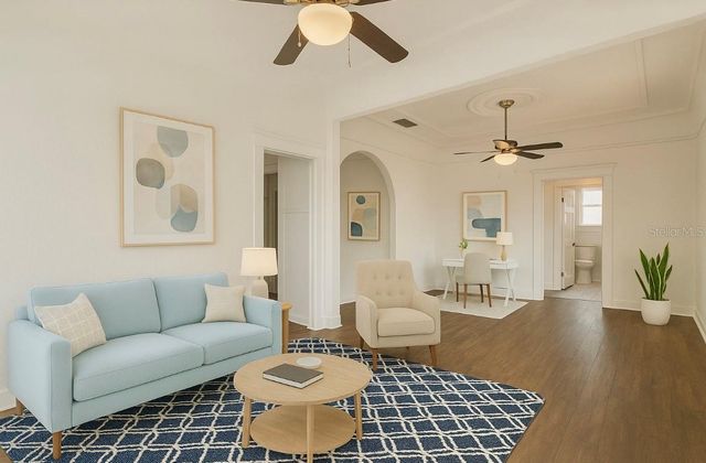 1913 W LEMON STREET, Tampa, FL 33606