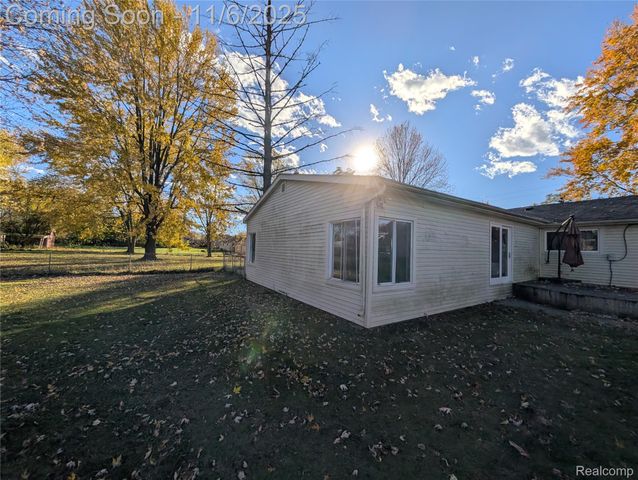 805 Oak Street, Lennon Village, MI 48449