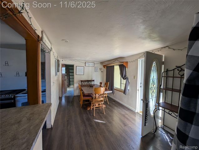 805 Oak Street, Lennon Village, MI 48449