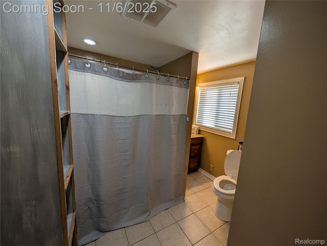 805 Oak Street, Lennon Village, MI 48449