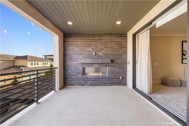 72 Ray, Irvine, CA 92618